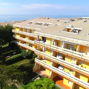 Carina Apartment